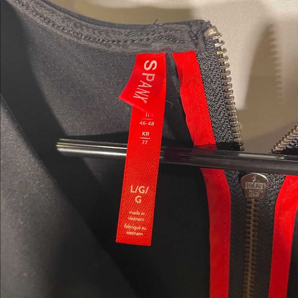 SPANX WOMENS PERFECT JUMPSUIT CLASSIC BLACK LARGE - Picture 3 of 7